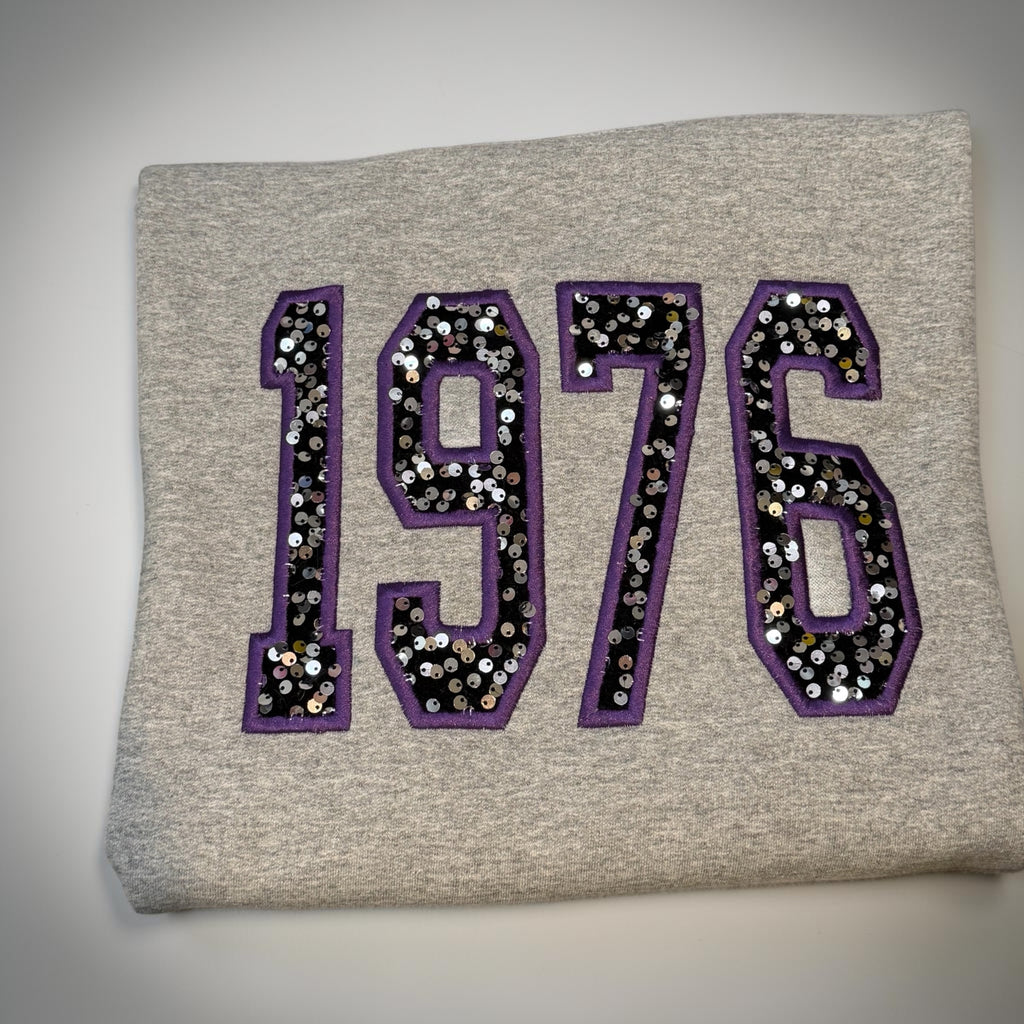 Custom Year Appliqué Sweatshirt | Personalized Crewneck | Embroider Sweatshirt | custom made Sweatshirt